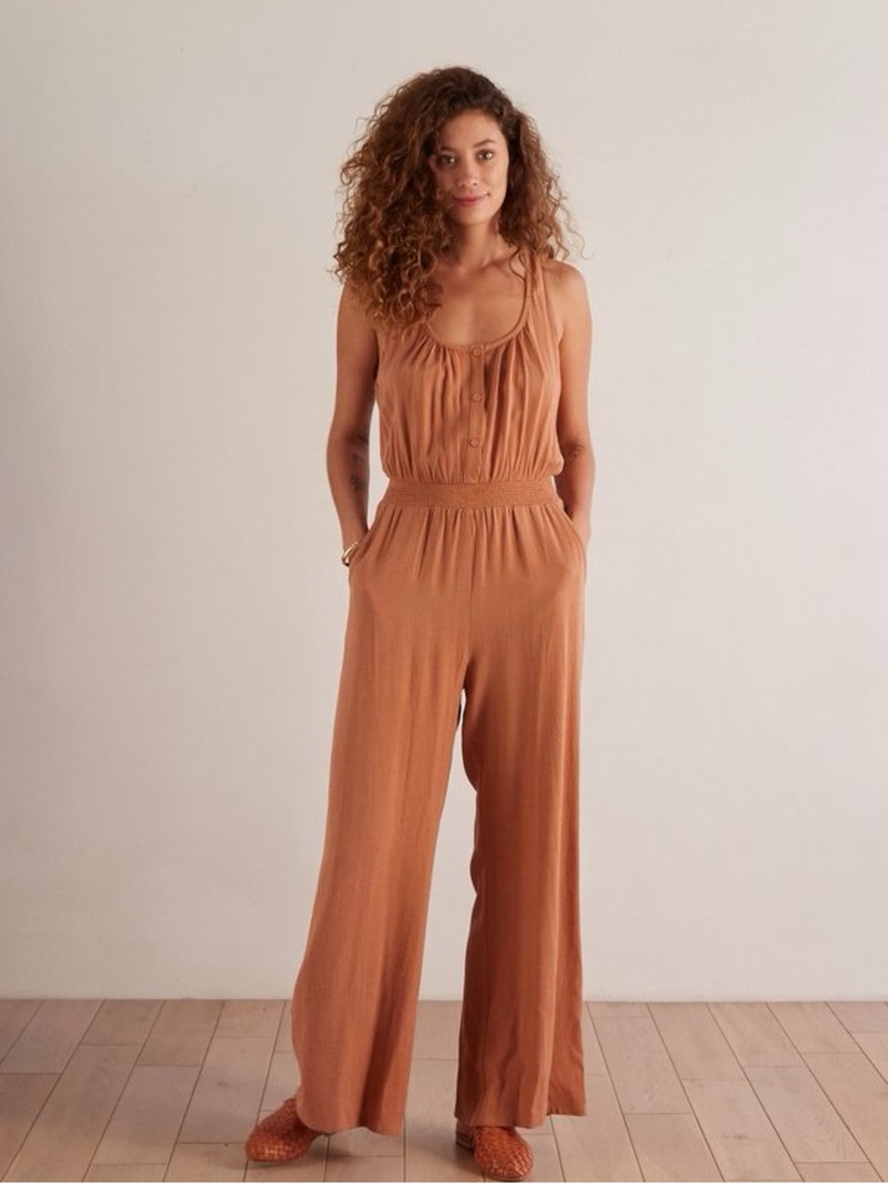 The Odells Sun Tan Tencel Wide Leg Jumpsuit Smocked Waist Racerback S